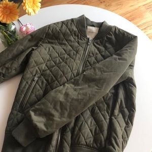 ✨Army Green Bomber Jacket✨